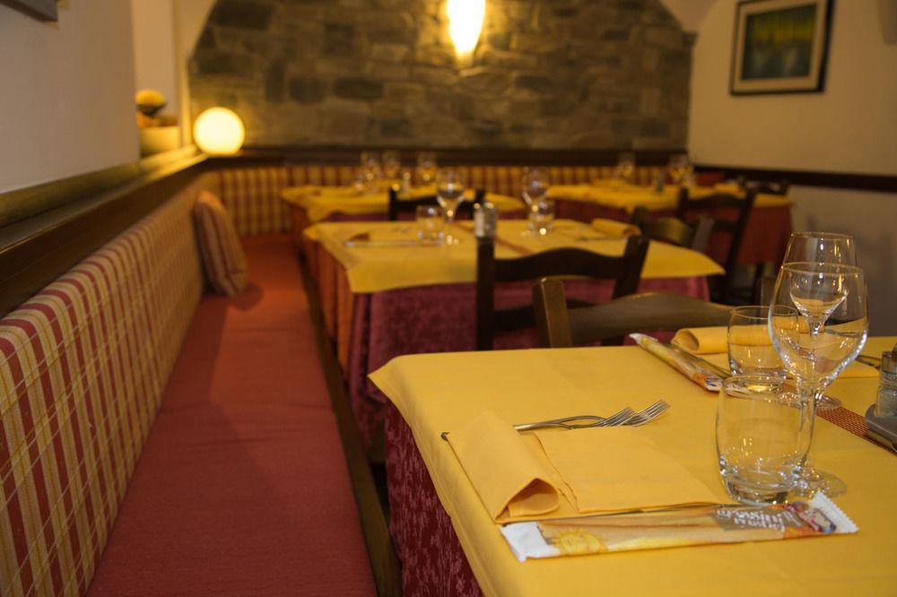 Albergo Antica Locanda 클루소네 외부 사진